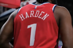 皇冠体育官方入口-赛后里尔调整名单以备NBA季后赛；扳平良机环节打磨；媒体盛赞；阵容厚度经受考验的简单介绍